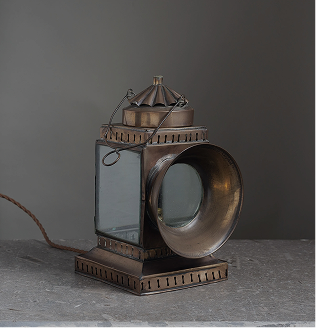 Vintage decor auction item